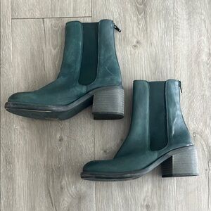 Free People "Essential Chelsea" Boots